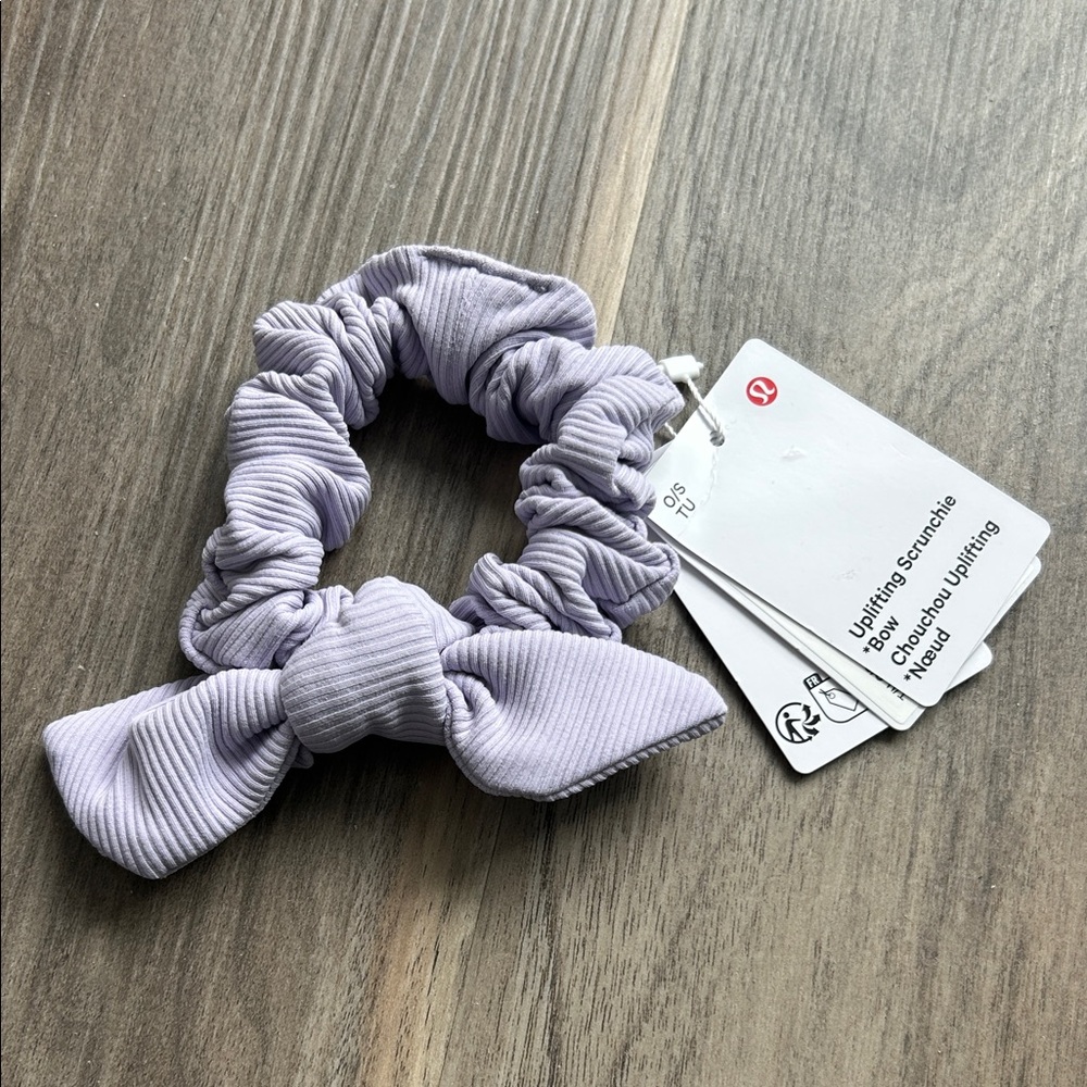 NWT Lululemon Uplifting Scrunchie Bow Ribbed